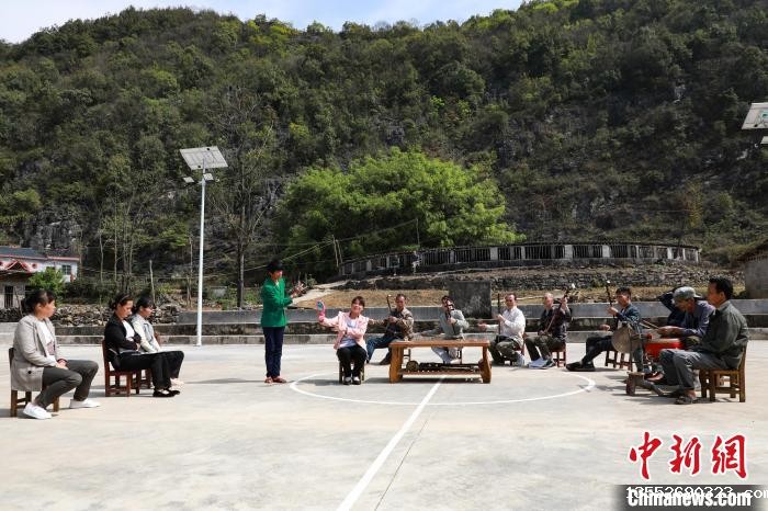 广西德保大山里的戏班 传承百年情味浓